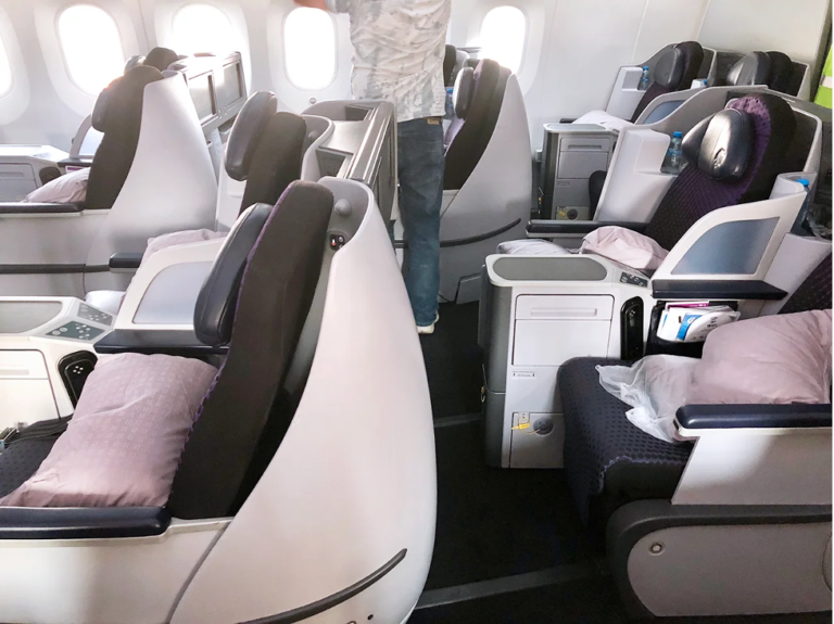 Aeroméxico Clase Premier Review: Seating, Service, and In-Flight Perks ...